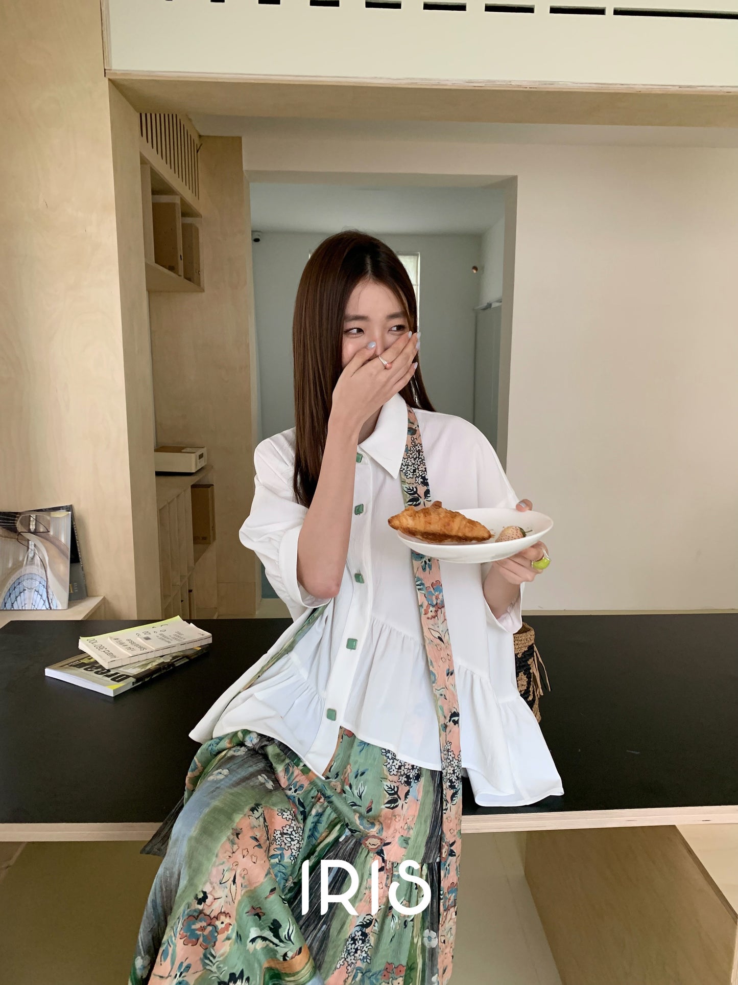 Cloud Tie-Neck Oversized Shirt - Arctic White