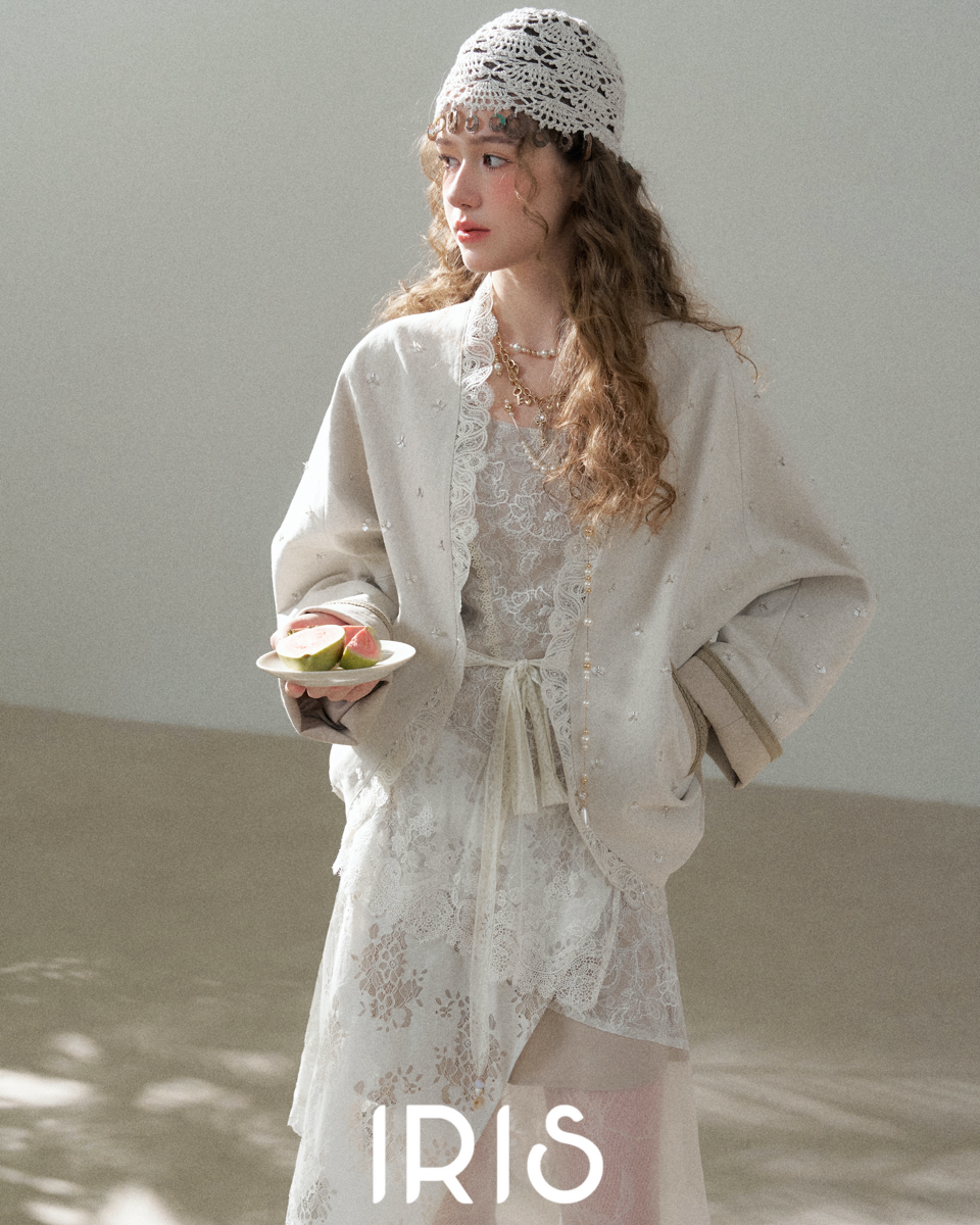 No.18 Dream “Unawakened Dawn” – Artisanal Lace Trim Shimmering Kimono Jacket