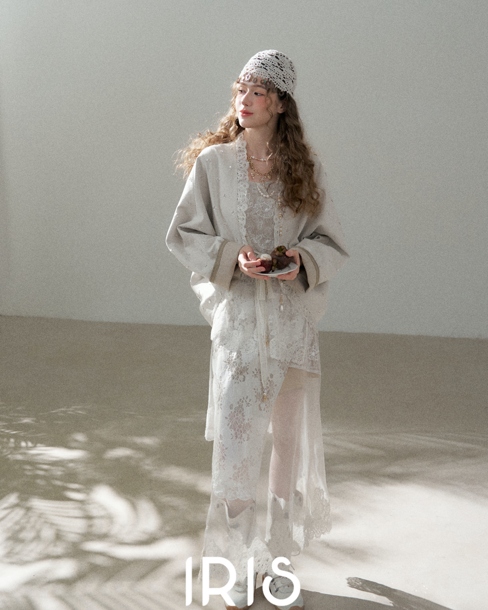 No.18 Dream “Unawakened Dawn” – Artisanal Lace Trim Shimmering Kimono Jacket