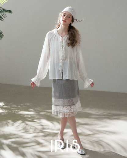 Soft Cotton-Linen Ruffle Tie Blouse