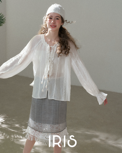 Soft Cotton-Linen Ruffle Tie Blouse