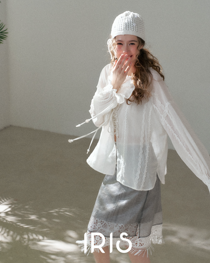 Soft Cotton-Linen Ruffle Tie Blouse
