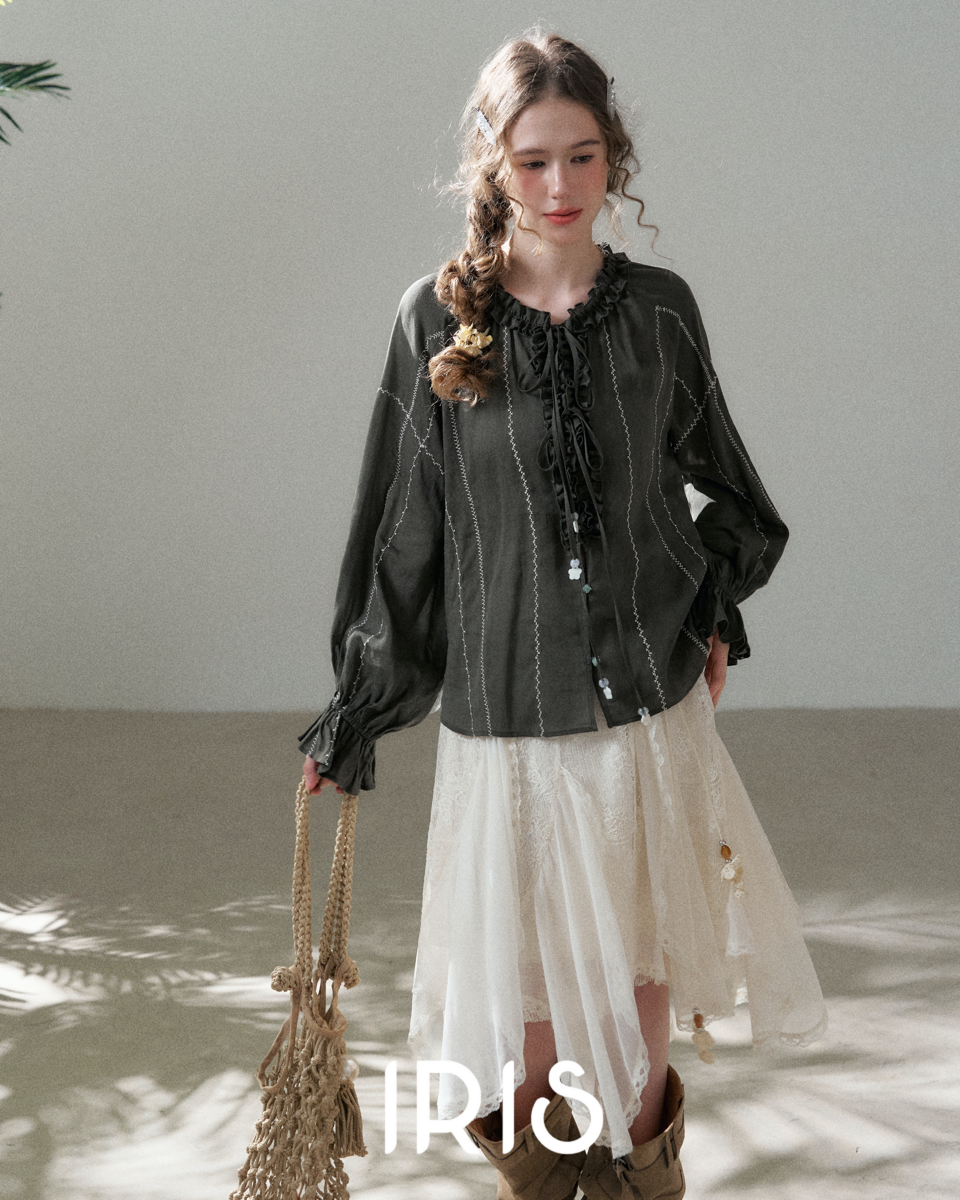 Soft Cotton-Linen Ruffle Tie Blouse