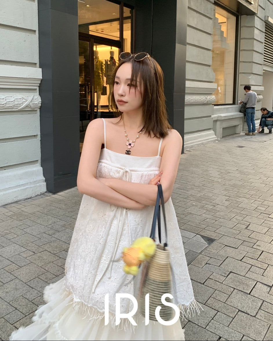 Vacation in HK |Soft Lace Slip Top