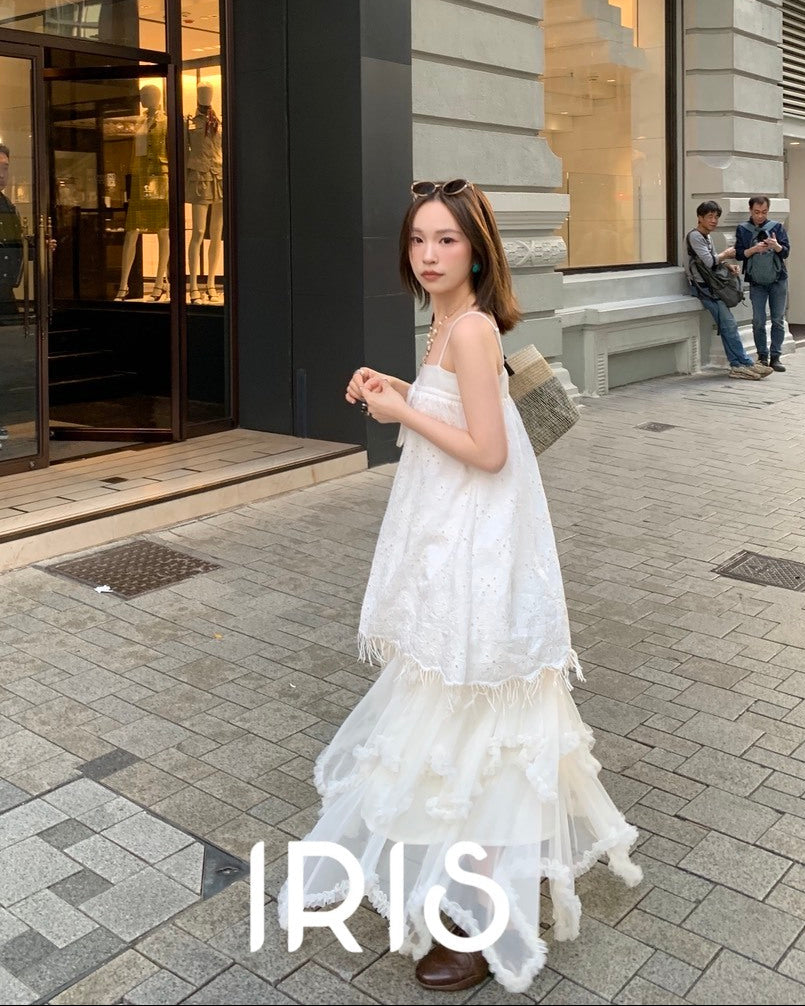 Vacation in HK |Soft Lace Slip Top