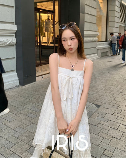 Vacation in HK |Soft Lace Slip Top