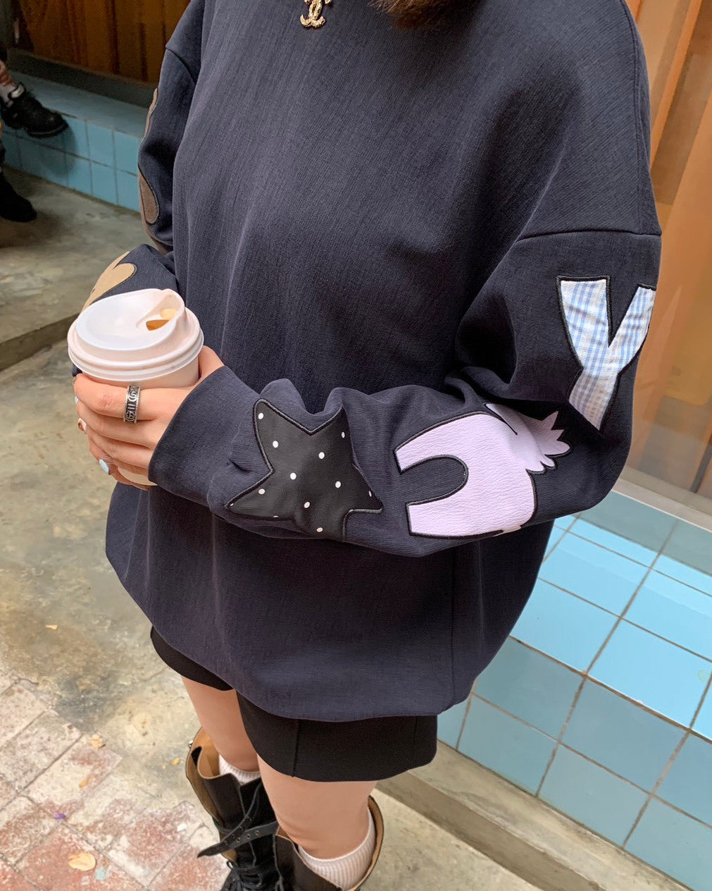 Vacation in HK |Navy Aries Patch Sweatshirt