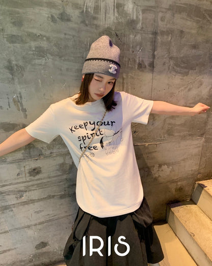 Vacation in HK |Graphic Lettering Short-Sleeve Tee in White&Peninsula Love Letter Midi Skirt
