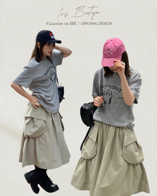 Vacation in HK |Graphic Lettering Short-Sleeve Tee in Grey